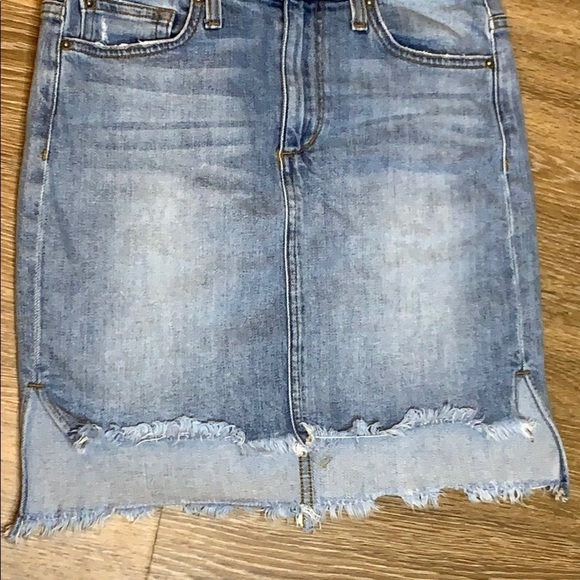 Joe’s Jeans Authentic Hi-Lo MIDI Collectors Edition Light Denim Skirt Size 26 - Picture 4 of 9